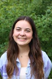 Anna Pearson's Instagram, Twitter & Facebook