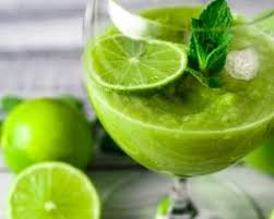 Recette De Smoothie Glace Concombre Menthe Et Citron Vert Recette Concombre Aliments Minceur Smoothie Recette Minceur