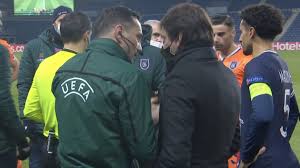 Flagrou o camisa 10 do técnico tite falando 'racismo, no'. Uefa Suspende Arbitro Acusado De Racismo Em Jogo Do Psg Na Liga Dos Campeoes Istoe Independente