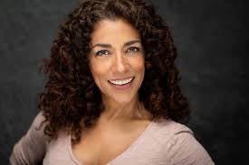 La directora y actriz Nana Ponceleón te invita a una lectura escénica