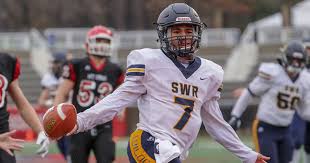 Find out the latest on your favorite ncaaf teams on cbssports.com. College Football Swr Grad Arline Leads All Rushers In Famed Army Navy Game Riverhead News Review