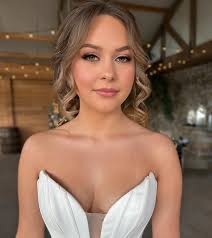 Kirsty Rowlands Make Up...