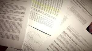 Pour ce faire, il a fallu passer par l'article 49 de la constitution française, à savoir une adoption sans vote, ici de la loi relative au travail, à la modernisation du dialogue social et à la sécurisation des parcours professionnels. Decryptage Loi Travail 2 Les Economistes Pour