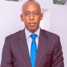 James (@ManiraroraJames)