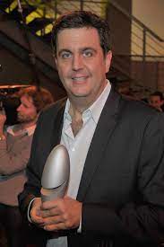 Wollen herzogin meghan und prinz harry womöglich mit der royalen welt abrechnen? Bastian Pastewka Vermogen Des Deutschen Comedian 2021