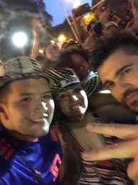 Por eso yo te quiero tanto que no sé cómo explicar lo que siento. Yo te  quiero, porque tu dolor es mi dolor y no hay dudas. Yo te quiero, con el