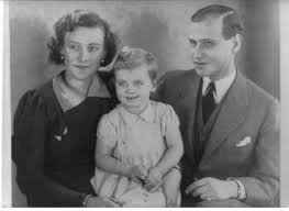 Im september öffnet das schloss wolfsgarten seine pforten. Royal Musings The Curse Of November 16