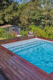 Quadratischer Pool Mit Holzumrandung Pool Selber Bauen Pool Selber Bauen Ideen