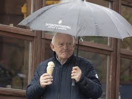 Noclegi m4 is located in the centre of żyrardów, 50 yards from a small market square. Leszek Miller Odwiedzil Rodzinny Zyrardow W Swieto Pracy Poszedl Na Lody Super Express Wiadomosci Polityka Sport