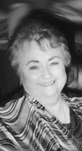 Lisa Luker's Instagram, Twitter & Facebook