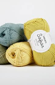 Merino cashmere nylon sock undyed yarn (1 sample skein). Drops Safran Egyptian Combed Cotton In Every Colour