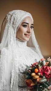 عروسة محجبة جميلة وشيك اجمل صور عرايس محجبات عروسة عرايس محجبة محجبات in 2021 muslimah wedding dress muslimah wedding wedding dresses