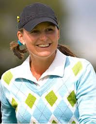 Danielle Masters's Instagram, Twitter & Facebook