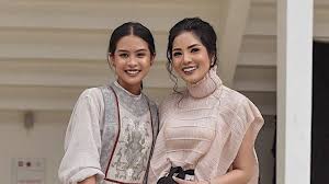 Kemudian, nindy akhirnya menggugat cerai askara parasady di pengadilan agama jakarta selatan pada 12 januari 2021 lalu. Ngefans Berat Sama Maudy Ayunda Ternyata Nindy Ayunda Sampai Lakukan Ini Saat Hamil Tribunstyle Com