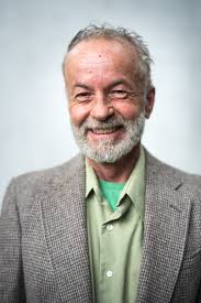 PORTRAITS & FAMILIES