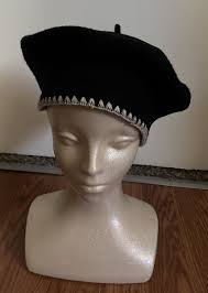 1990s 100% Wool Vintage Hats for Women