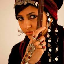 Listen to playlists featuring لوریکه .بانو شیروانی by sema online for free 