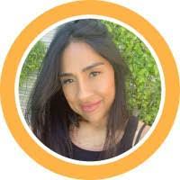 Helga Jacobs's Instagram, Twitter & Facebook