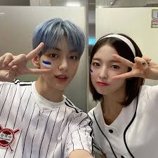 Soobin is 187 cm tall, so he's 36 cm taller than you. Soobin Txt Profile Age Facts Kpopping