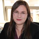 Profesora Adela Gómez se refirió a los reglamentos de copropiedad