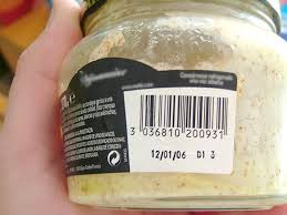 Li usereste solo per le feste anni 90 nei locali o li indossereste. Cibi Scaduti Quali Consumare Dopo La Scadenza Alimentipedia It