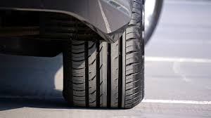Zimske gume su mnogo mekše i elastičnije, odnosno … kada i zašto se mijenjaju ljetne gume read more » Gume Su Najbitniji Dio Automobila Auto Tepisi