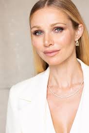 Hello Ladies" The Date (TV Episode 2013)