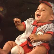 Moe Nasser (@MoeNasserXo)