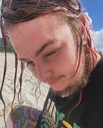 Hey guys.. wanna play mermaids?