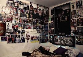 Attempting To Assure Your Parents The Lyrics You Loved Weren T Going To Damage You For Life Emo Room Emo Bedroom Punk Room
