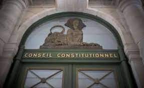 Le pass sanitaire attend son test constitutionnel. Prvrgsjhzteivm