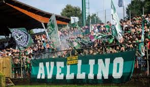 Dowiedz się o ceny biletów i rozkład autobusów z miasta avellino. Avellino Padova La Replica Del Club Irpino Meravigliati Per Il Silenzio Sui Cori Di Discriminazione Territoriale Aggressione E Offese Ai Dirigenti Triveneto Goal