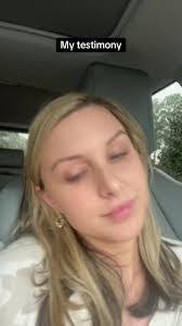 Amber Gifford's Instagram, Twitter & Facebook