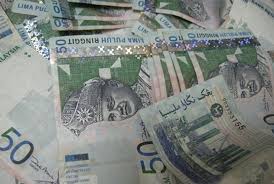 May 24, 2021 · nilai tukar rupiah terhadap dolar as di pasar spot ditutup tak bergerak di level rp 14.355 per dolar as, senin (24/5/2021). Ringgit Dominasi Penukaran Mata Uang Di Lhokseumawe Republika Online