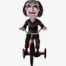 Empezare una serie de videos de como hago mis caratulas. Munequito De La Pelicula Saw Las 36 Frases Mas Terrorificas De Las Peliculas De Terror Horror Horror Fans Billy The Puppet