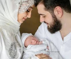Asian mature wife takes care of hubby. Dear Husband Here Are Your Duties Towards Your Pregnant Wife In The Light Of Islam