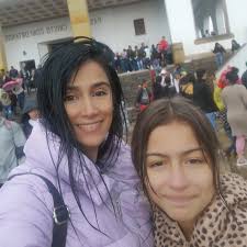 Vicky Pineda (@victoriapin21) • Instagram photos and videos