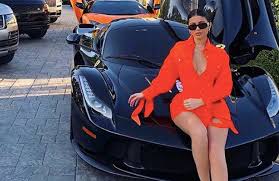 New rolls royce rolls royce cars kylie jenner snap kendall jenner car kylie jeener kylie jenner house rolls royce wraith top luxury cars lux cars. Kylie Jenner Gets Backlash Over Bugatti