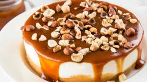 Potrebbe non sembrarvi vero ma la cheesecake al caramello è ora online! Cheesecake Al Caramello Mou E Nocciole Una Delizia Da Provare
