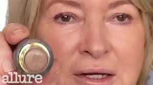 How Martha Stewart Gets That Je Ne Sais Quoi ✨