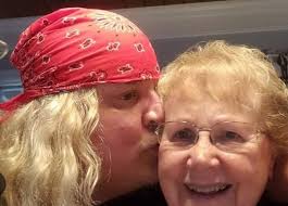 Coco Rolling Worldwide (@cocorollingworldwide) • Instagram photos and videos