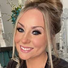 Jacklyn Marsh's Instagram, Twitter & Facebook