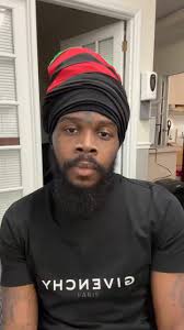 Yahki Awakened Gold Teeth Gold Chains