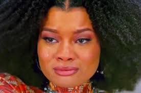 I really feel for Eva. You can see the hurt and confusion all over her  face. Her mom's using her to get back at an ex, and even though Eva's  grown, it's