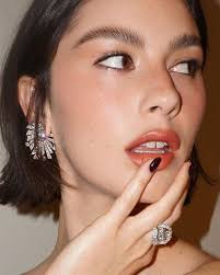 An Honest Review of Essie's Gel Couture