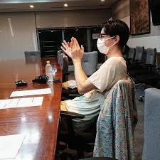 菅田将暉のマネつぶ トップコートランド 菅田将暉 ファッション トップコート 菅田 将 暉