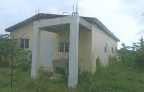 This quiet cozy place 30 mins away from nashville beats staying in a hotel. 2 Bedrooms 1 Bathroom Nht Private Treaty House For Sale In St Catherine Rental Homes Near Me Cheap Houses For Sale House For Sale In Jamaica