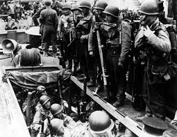 Part of a consignment of military vehicles being assembled together for the long journey back home to the u.s.a. D Day Am 6 Juni 1944 Landung Der Alliierten