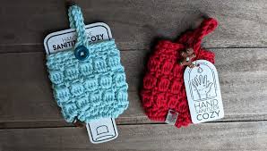 Jadroo sells a different kind of premium quality and original product such as men fashion, women fashion, kids & mom, home decor, mobile & computer, sports & fitness and many more. Hand Sanitizer Holder Knitting Pattern