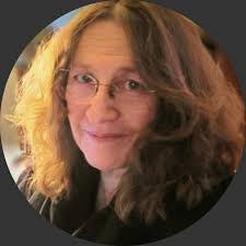 Michelle Mossman's Instagram, Twitter & Facebook